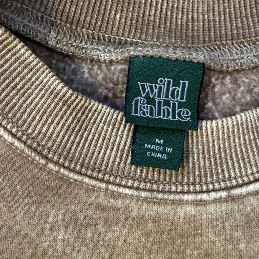 Brown Crewneck Sweater with Rhinestones Wild fable M